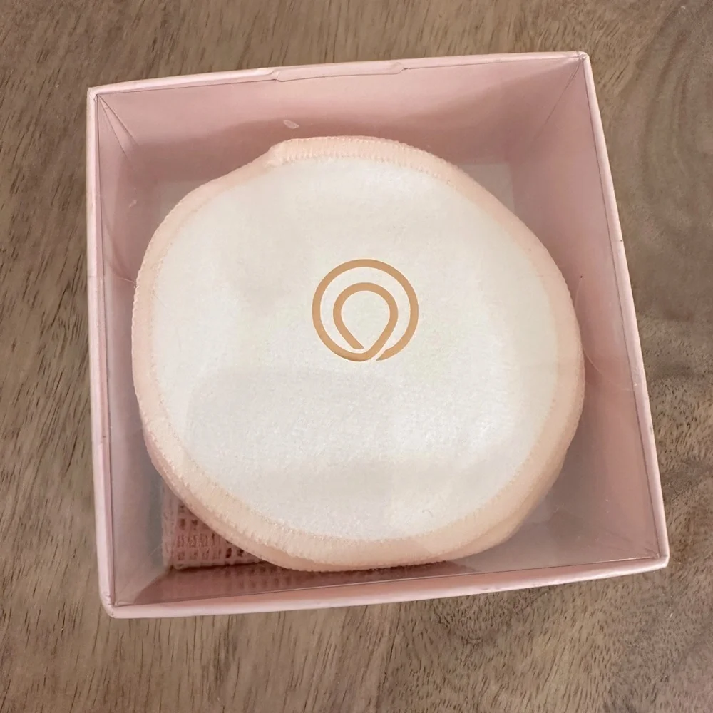Monat Swept Away Reusable Cleansing Pads